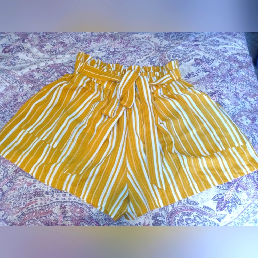 Women's drawstring shorts